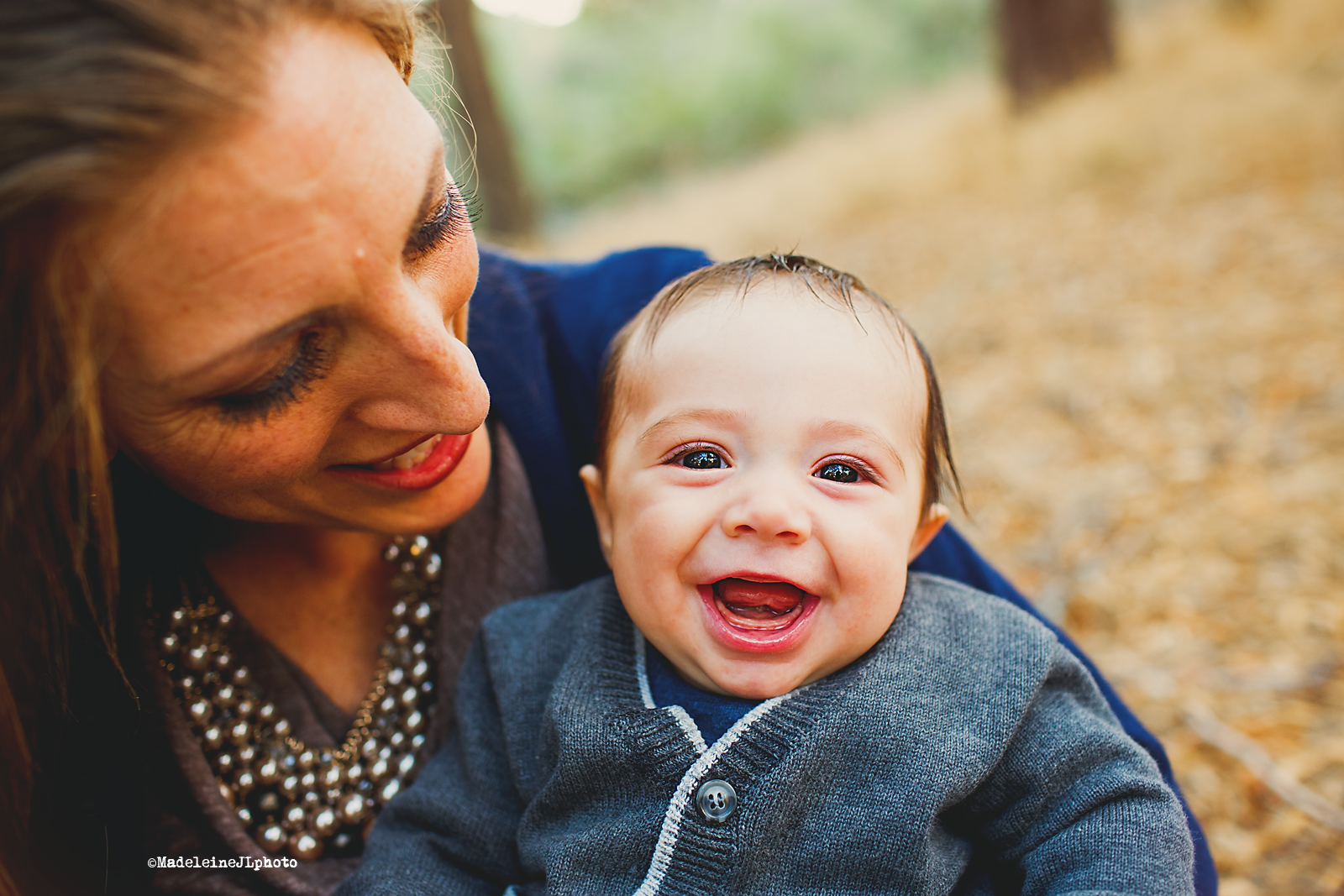 RSM orange county family session. Woodsy family session. OC family photographer